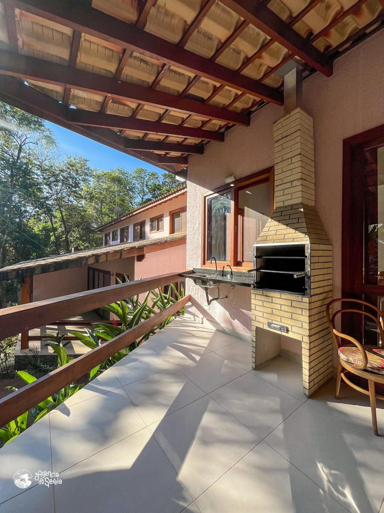 Linda Casa Com Varanda Gourmet Em Condominio Ілябела Екстер'єр фото