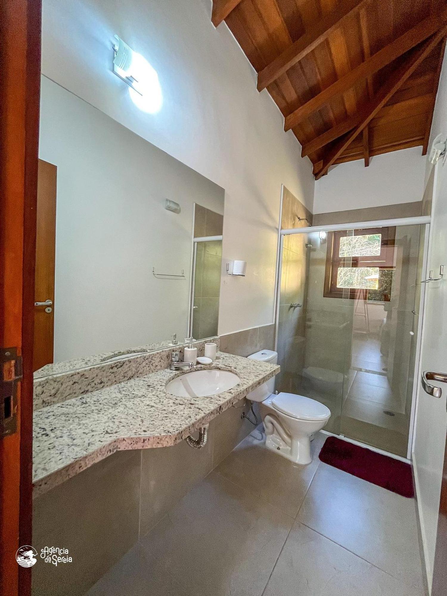 Linda Casa Com Varanda Gourmet Em Condominio Ілябела Екстер'єр фото